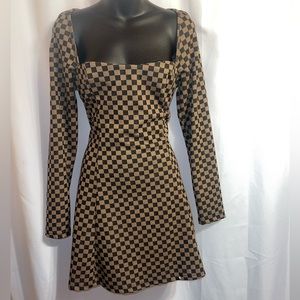Cupshe long sleeved dress size L